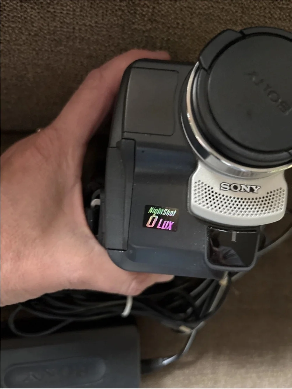 SONY VIDEO HI8 CCD-TR818 NTSC HANDYCAM VIDEO CAMERA Tested!